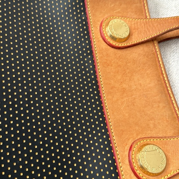 Vintage Dooney and Bourke Leather Bag - Picture 5 of 7